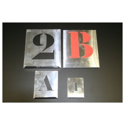 Pochoirs métalliques